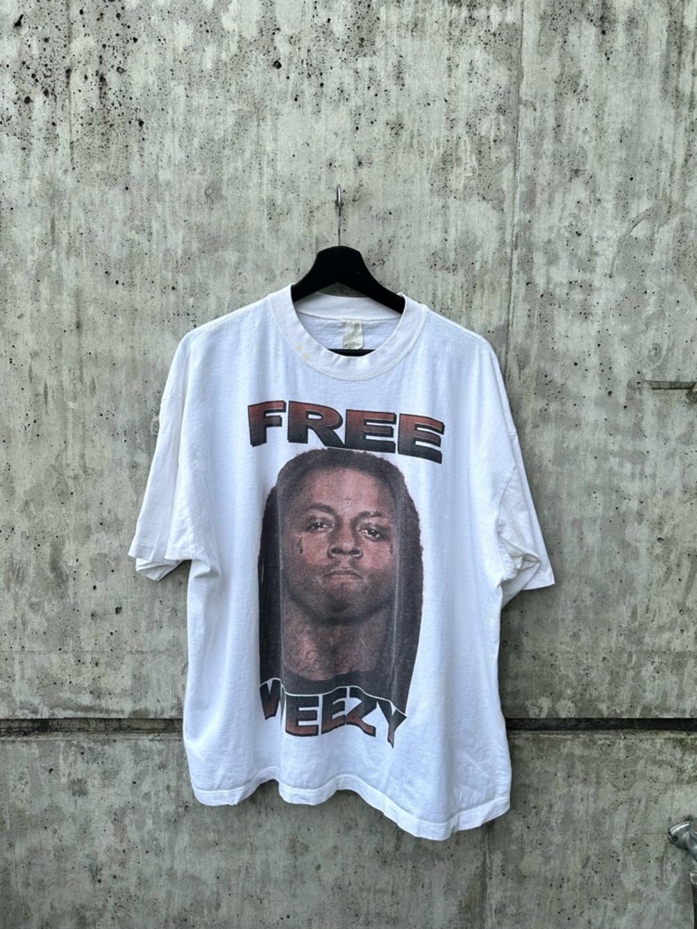 Vintage “Free Weezy” Lil Wayne T-shirt